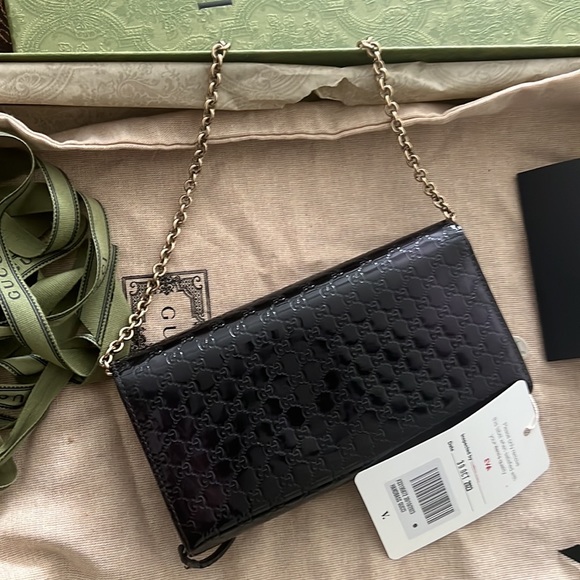 Authenticated Gucci Guccissima chained wallet - Picture 15 of 15